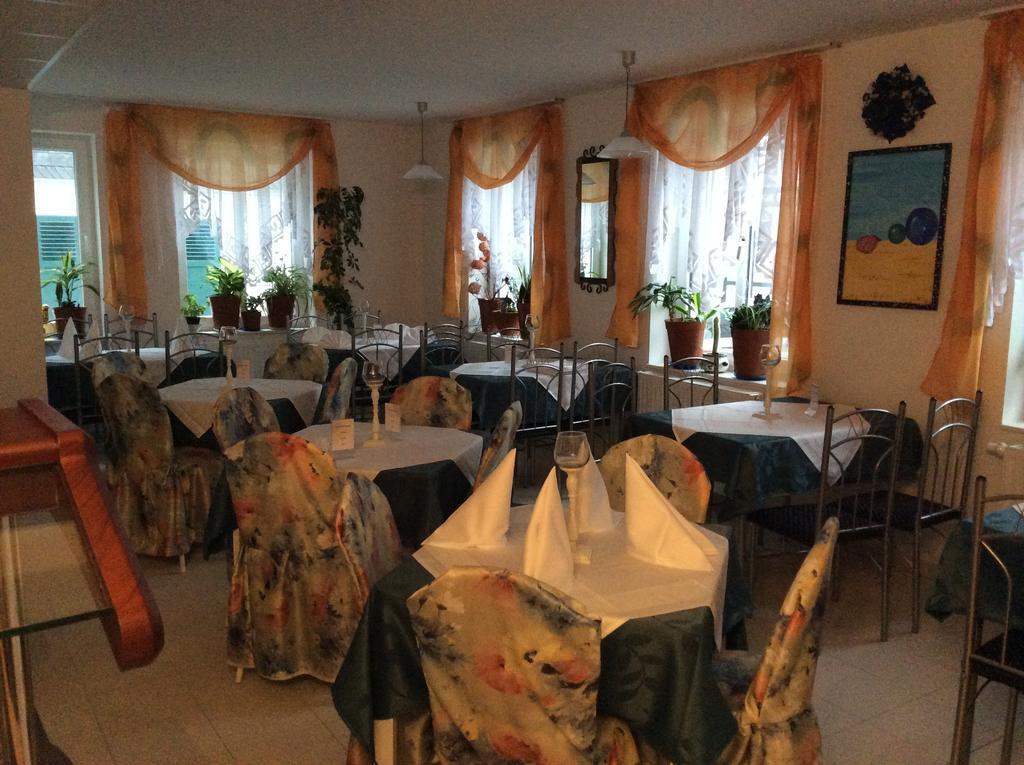 Blumenhotel Bergneustadt Zewnętrze zdjęcie
